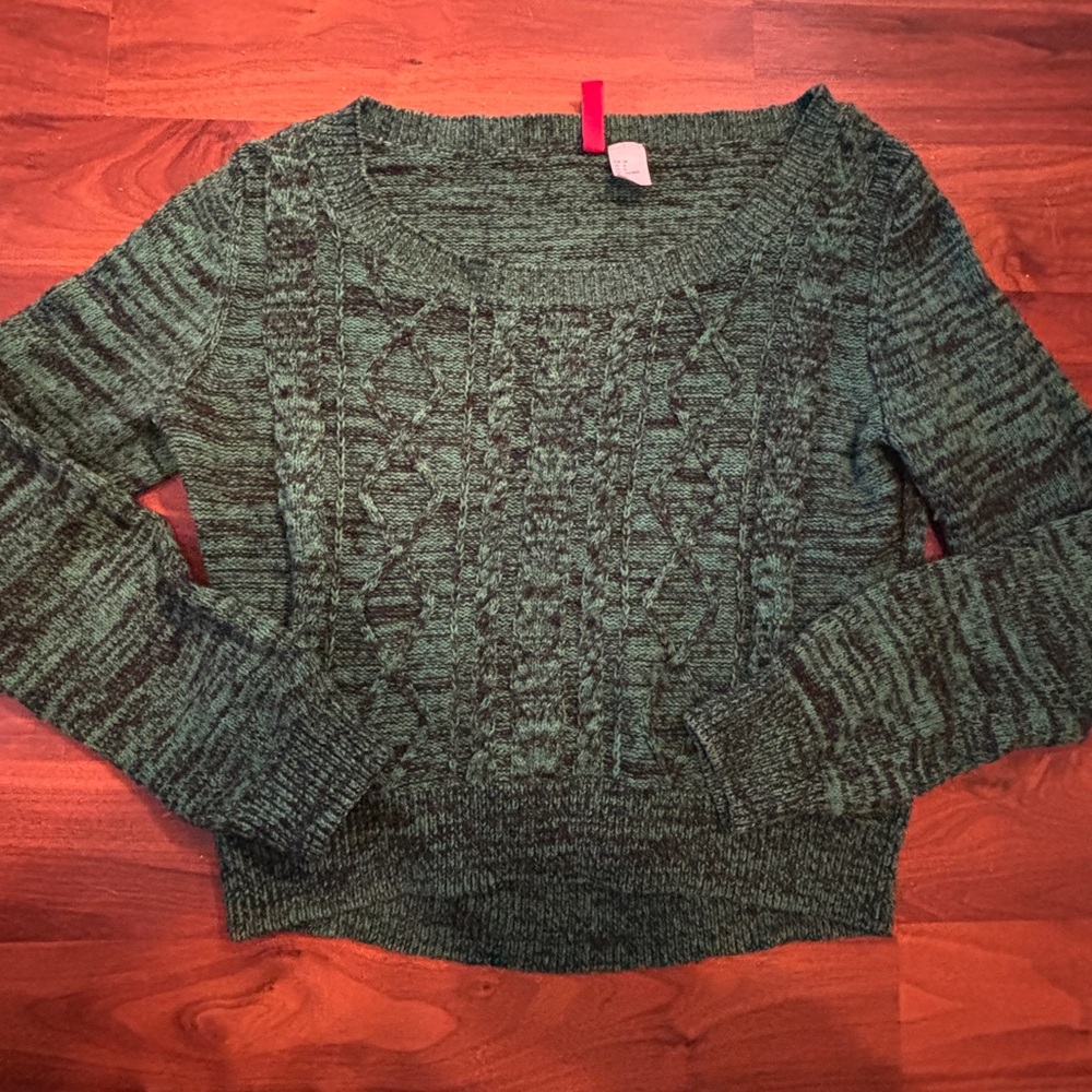 Green wide neckline sweater